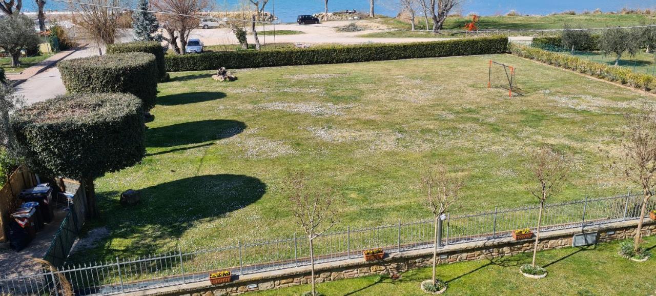 Appartamento Lago Trasimeno - Torricella Pg Luaran gambar